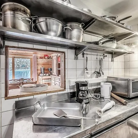 Chalet Gypaete - Traditionnel 180m2 - 6 Chambres, 6 Salles De Bain, Jacuzzi Mae-5886 Tignes